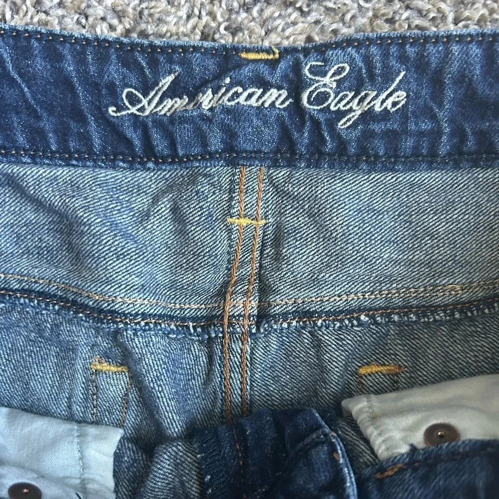 American Eagle Women’s Distressed Jean Shorts size 0